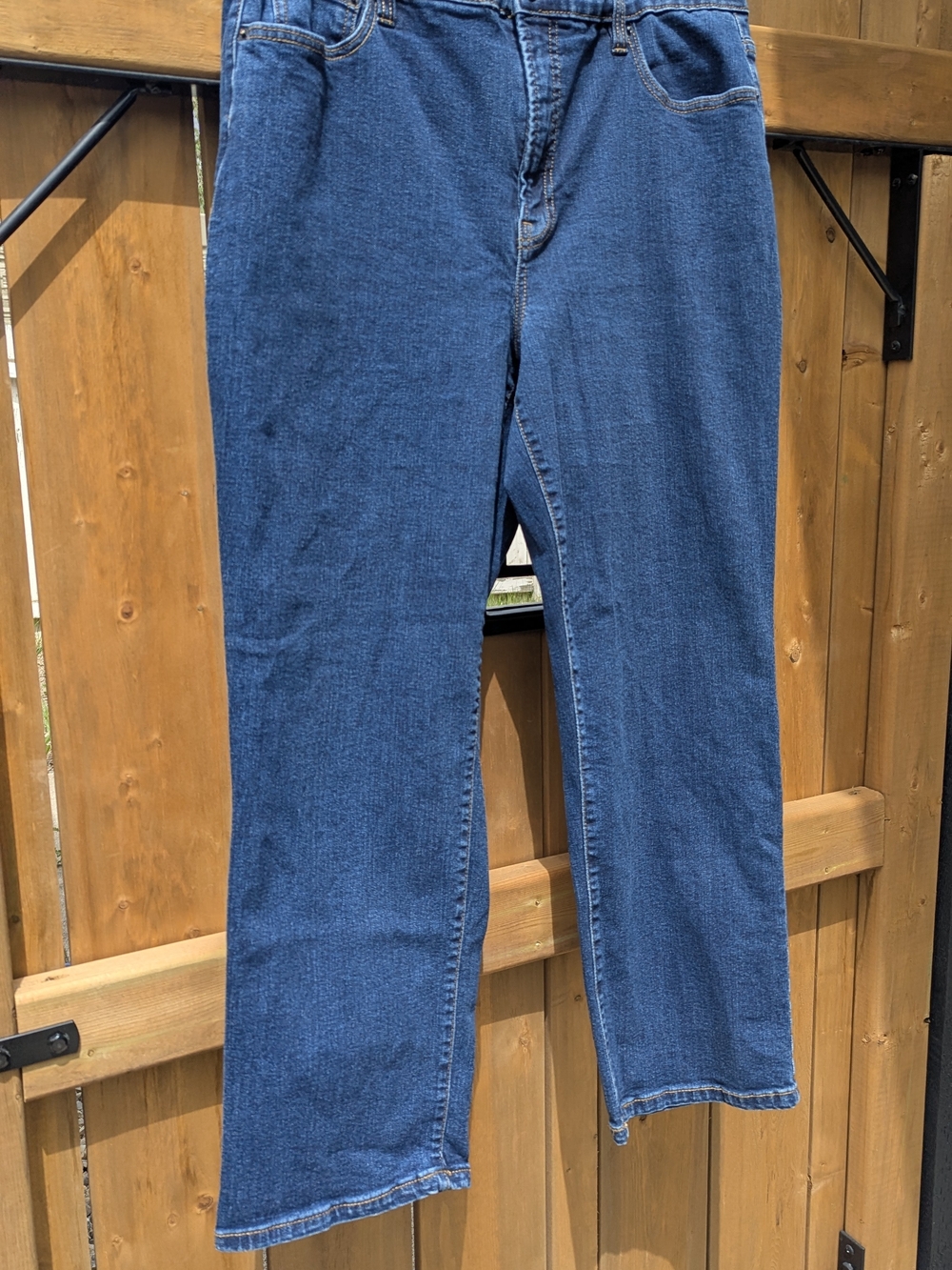 R Jeans Classic Straight Leg Denim Quiet Luxury 90s Clean Girl Aesthetic